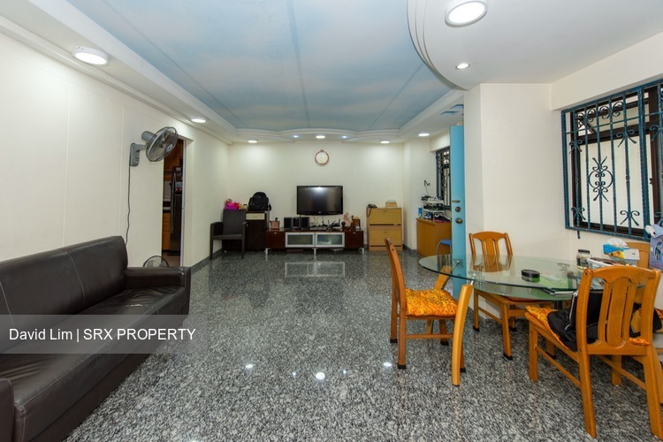 Blk 11 Lorong 8 Toa Payoh (Toa Payoh), HDB 4 Rooms #214688971